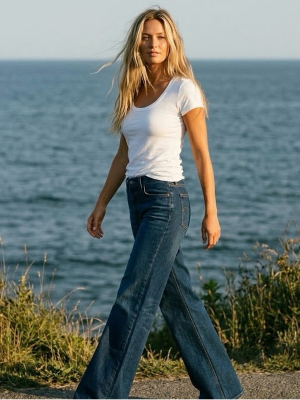 Duluth—Boot Cut Jeans DuluthFlex #53507 (Medium Wash, Size 6X31)